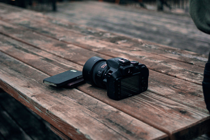 Camera Vs Smartphone