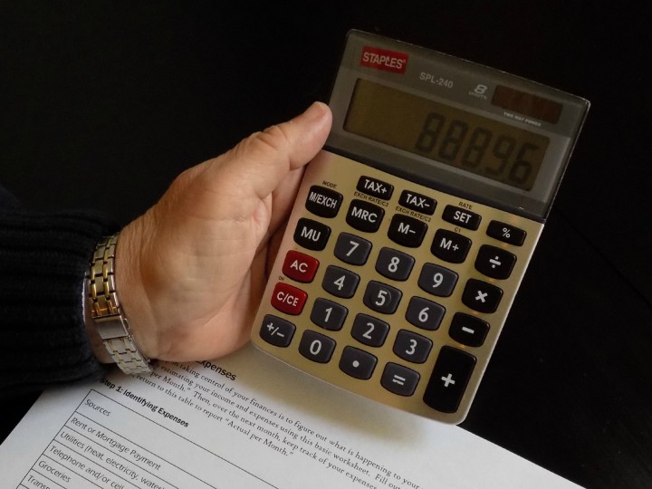 Save Money Now! 10 Simple Strategies for Maximum Money Savings