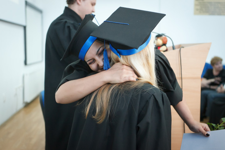 Top Tips for Choosing the Right College for Your Child