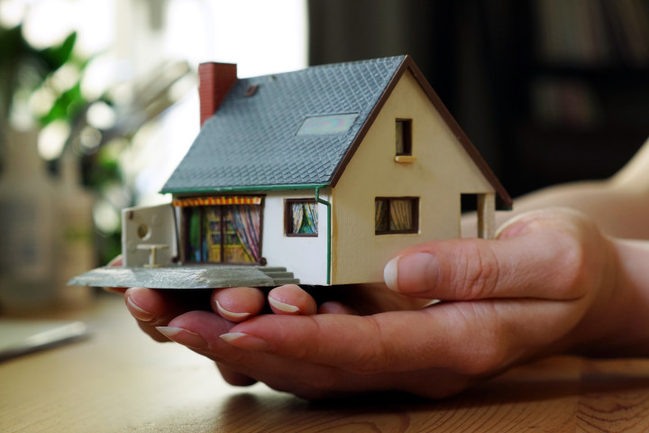The Ultimate Guide: Deciding the Perfect Time to Sell Your House for Maximum Profit