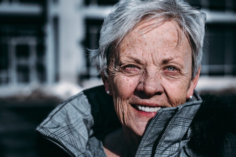Securing Your Future: Smart Strategies for Saving Money for Retirement and Thriving in Your Golden Years