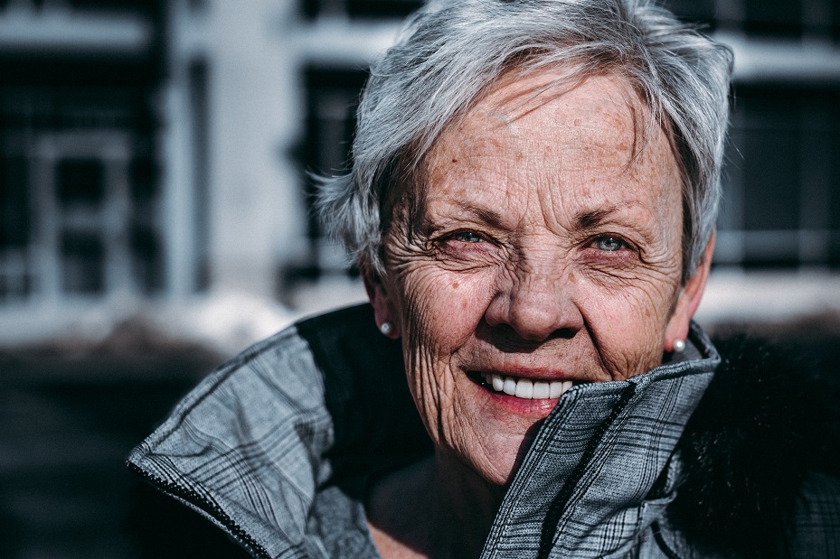 Saving Money for Retirement and Thriving in Your Golden Years